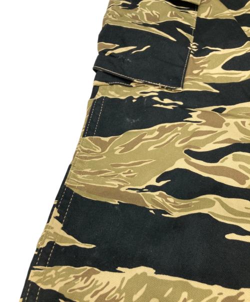 東洋エンタープライズ（トウヨウエンタープライズ）東洋エンタープライズ (トウヨウエンタープライズ) GOLD TIGER STRIPE TROUSERS ゴールド×ブラック サイズ:Sの古着・服飾アイテム