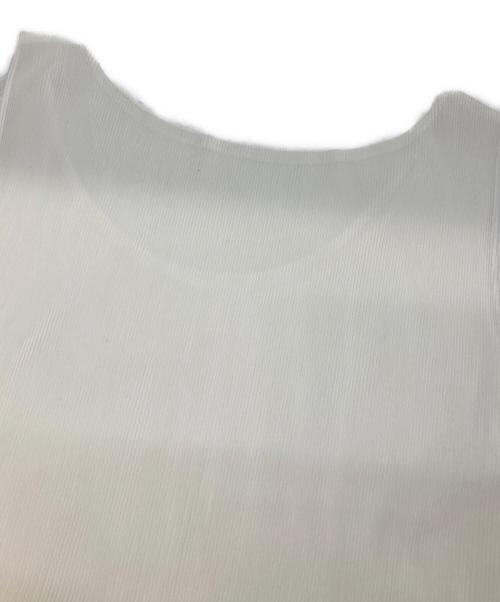 PLEATS PLEASE（プリーツプリーズ）PLEATS PLEASE (プリーツプリーズ) プリーツノースリーブブラウス ホワイト サイズ:3の古着・服飾アイテム