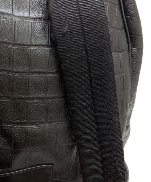 Saint Laurent Paris（サンローランパリ）Saint Laurent Paris (サンローランパリ) 型押しリュック ブラックの古着・服飾アイテム