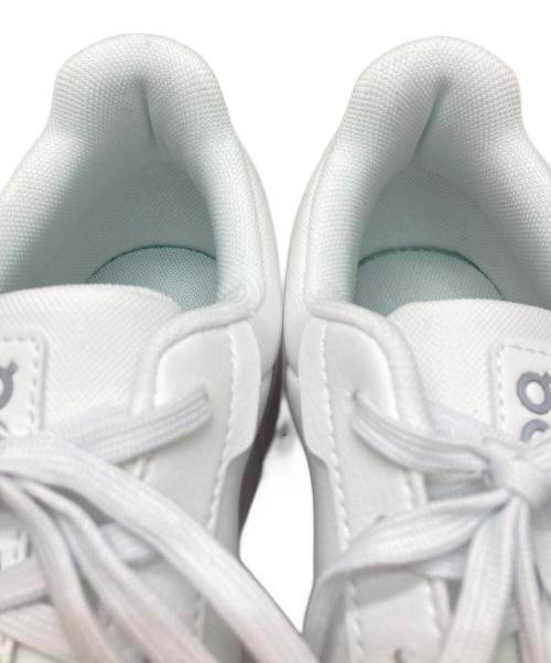 on（オン）on (オン) THE ROGER Advantage ホワイト サイズ:26.5 未使用品の古着・服飾アイテム