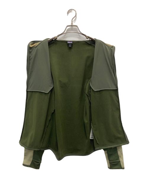 Patagonia（パタゴニア）Patagonia (パタゴニア) R1 サーマル・フルジップ・フーディ ベージュ×グリーン サイズ:S 未使用品の古着・服飾アイテム