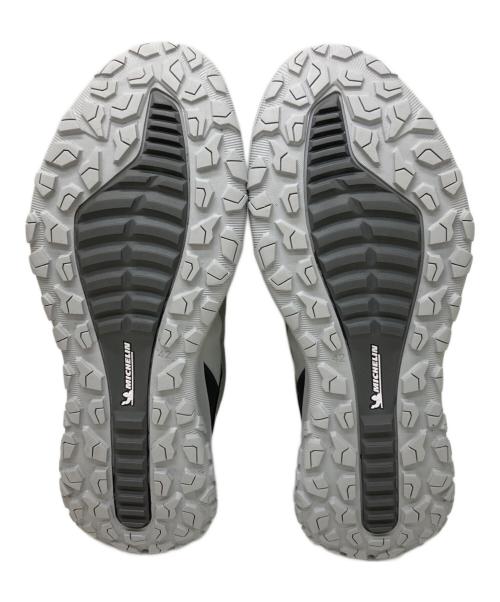 ECCO（エコー）ECCO (エコー) ULT-TRN LOW グレー サイズ:EU42 未使用品の古着・服飾アイテム