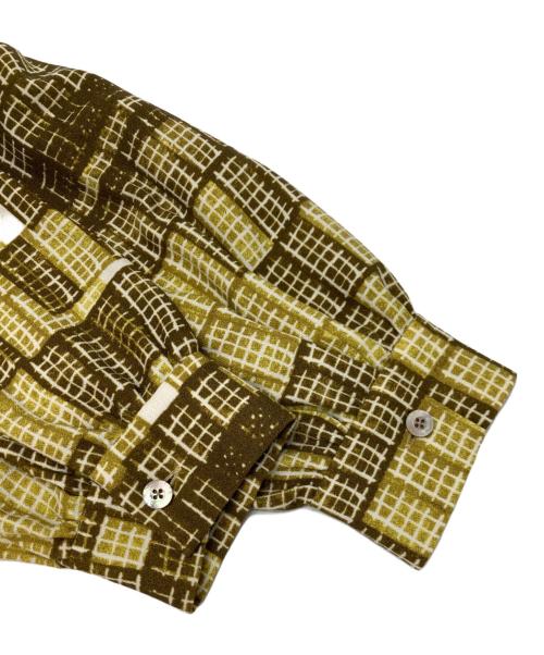 mina perhonen（ミナ ペルホネン）mina perhonen (ミナ ペルホネン) 2023-24 a/wブラウス ベージュ サイズ:36の古着・服飾アイテム