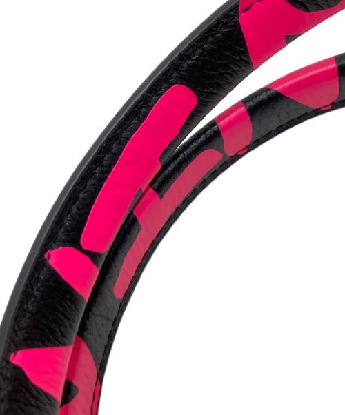 MARC JACOBS（マークジェイコブズ）MARC JACOBS (マークジェイコブス) STEPHEN SPROUSE (スティーブン・スプルース) グラフィティプリントコレクション ザ トートバッグ ピンク×ブラック 未使用品の古着・服飾アイテム