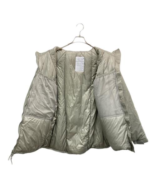 US ARMY（ユーエスアーミー）US ARMY (ユーエスアーミー) ECWCS GENIII LEVEL7 グレー サイズ:MEDIUM-REGULARの古着・服飾アイテム