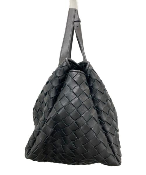 BOTTEGA VENETA（ボッテガベネタ）BOTTEGA VENETA (ボッテガベネタ) イントレチャートレザードローストリングハンドバッグ ブラックの古着・服飾アイテム