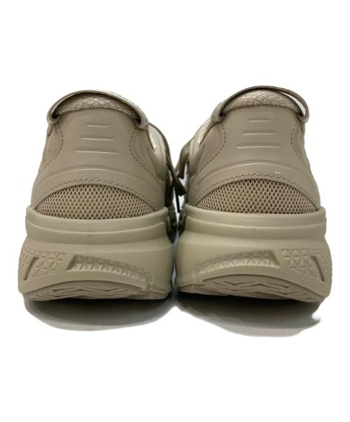 HOKAONEONE（ホカオネオネ）HOKAONEONE (ホカオネオネ) CLIFTON L ベージュ サイズ:27.5の古着・服飾アイテム