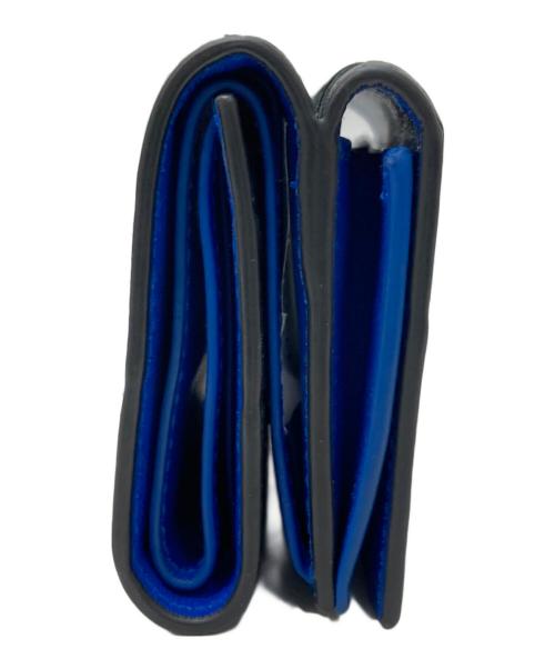 BOTTEGA VENETA（ボッテガベネタ）BOTTEGA VENETA (ボッテガベネタ) カーフスキン 三つ折り財布 ブラックの古着・服飾アイテム