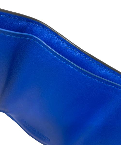 BOTTEGA VENETA（ボッテガベネタ）BOTTEGA VENETA (ボッテガベネタ) カーフスキン 三つ折り財布 ブラックの古着・服飾アイテム