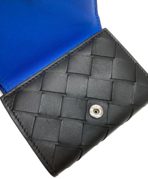 BOTTEGA VENETA（ボッテガベネタ）BOTTEGA VENETA (ボッテガベネタ) カーフスキン 三つ折り財布 ブラックの古着・服飾アイテム