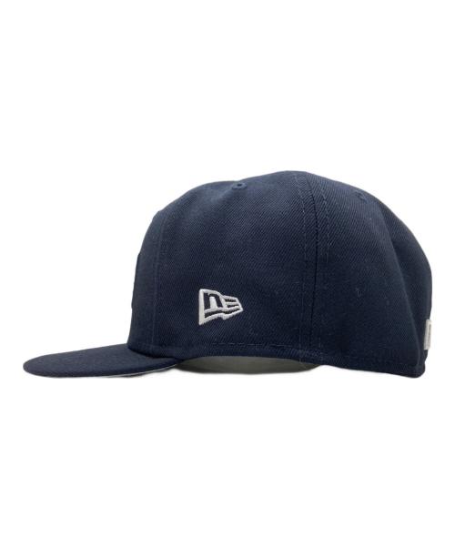 SUPREME（シュプリーム）Supreme (シュプリーム) New Era (ニューエラ) キャップ ネイビー サイズ:7 1/8 56.8cmの古着・服飾アイテム