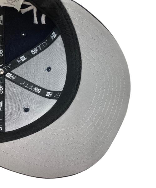 SUPREME（シュプリーム）Supreme (シュプリーム) New Era (ニューエラ) キャップ ネイビー サイズ:7 1/8 56.8cmの古着・服飾アイテム