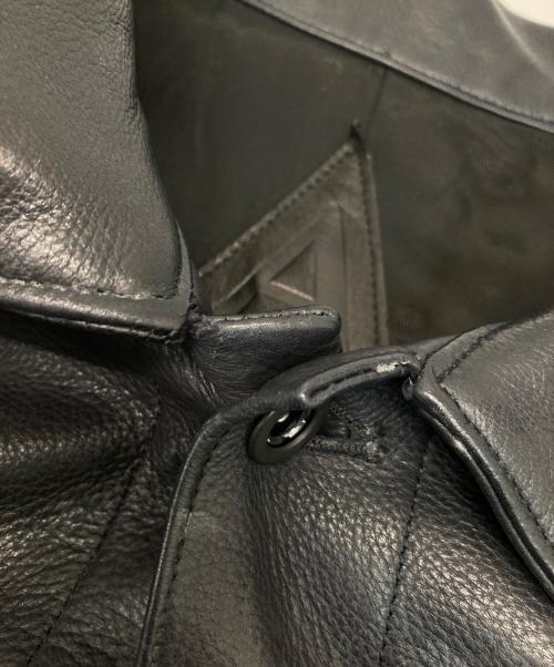 A LEATHER（ア レザー）A LEATHER (ア レザー) HUMONGOUS TRUCKER JACKET ブラック サイズ:ONEの古着・服飾アイテム
