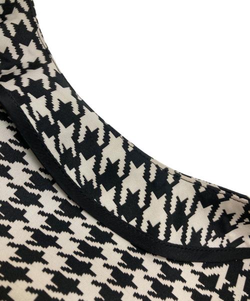 SHE TOKYO（シートーキョー）SHE Tokyo (シートーキョー) ノースリーブブラウス アイボリー×ブラック サイズ:1の古着・服飾アイテム