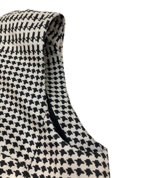 SHE TOKYO（シートーキョー）SHE Tokyo (シートーキョー) ノースリーブブラウス アイボリー×ブラック サイズ:1の古着・服飾アイテム