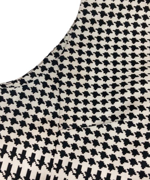 SHE TOKYO（シートーキョー）SHE Tokyo (シートーキョー) ノースリーブブラウス アイボリー×ブラック サイズ:1の古着・服飾アイテム