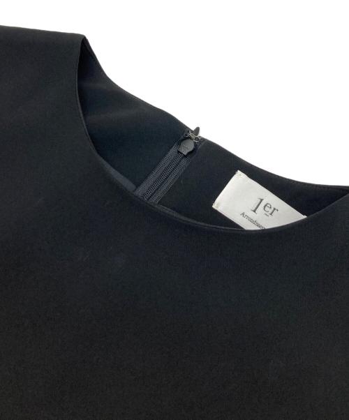 1er Arrondissement（プルミエ アロンディスモン）1er Arrondissement (プルミエ アロンディスモン) ソアパールスピニングツイルワンピース ブラック サイズ:36の古着・服飾アイテム