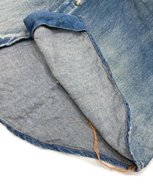 TMT（ティーエムティー）TMT (ティーエムティー) フラワースタッズデニムウエスタンシャツ インディゴ サイズ:Mの古着・服飾アイテム