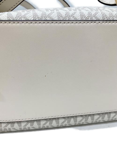 MICHAEL KORS（マイケル・コース）MICHAEL KORS (マイケル・コース) Sheila バックパック ホワイトの古着・服飾アイテム