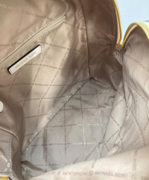 MICHAEL KORS（マイケル・コース）MICHAEL KORS (マイケル・コース) Sheila バックパック ホワイトの古着・服飾アイテム