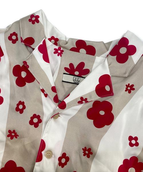 NON TOKYO（ノントーキョー）NON TOKYO (ノントーキョー) 開襟花柄シャツ ベージュ×ピンク サイズ:FREEの古着・服飾アイテム