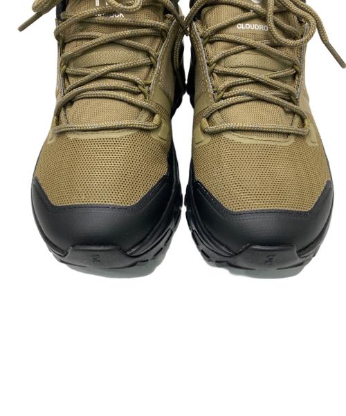 on（オン）on (オン) Cloudrock Low WP 1 カーキ×ブラック サイズ:26 未使用品の古着・服飾アイテム