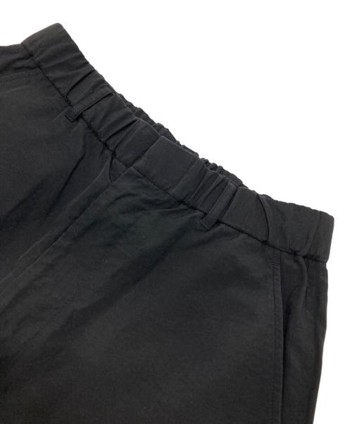 H BEAUTY&YOUTH（エイチ ビューティー&ユース）H BEAUTY&YOUTH (エイチ ビューティー&ユース) コットンナイロン バルーンテーパードパンツ ブラック サイズ:Sの古着・服飾アイテム