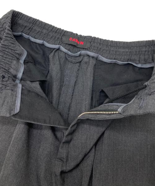 CABAN（キャバン）CABaN (キャバン) タック ウール テーパード イージー パンツ グレー サイズ:XSの古着・服飾アイテム