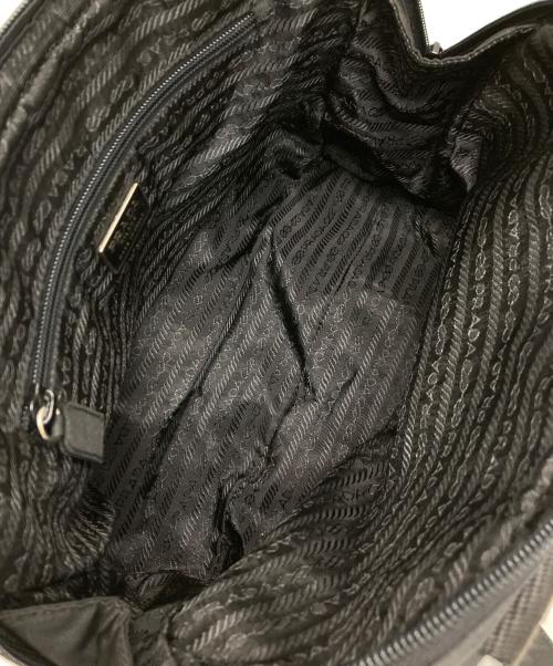 PRADA（プラダ）PRADA (プラダ) ナイロンハンドバッグ ブラックの古着・服飾アイテム