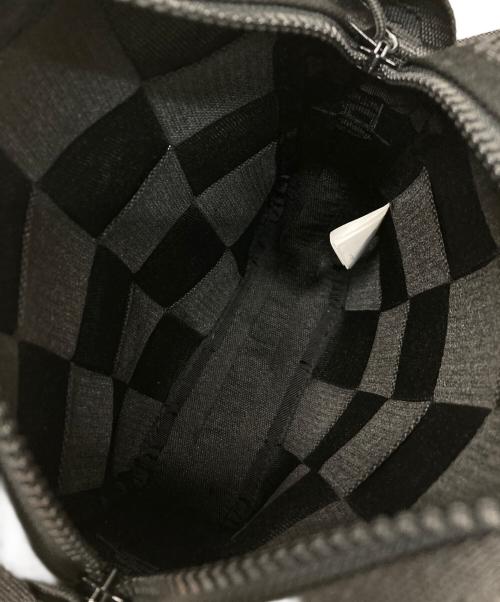 SUPREME（シュプリーム）SUPREME (シュプリーム) woven shoulder bag ブラックの古着・服飾アイテム