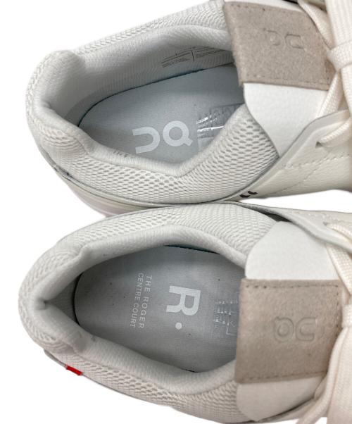 on（オン）on (オン) THE ROGER Centre Court ホワイト サイズ:26.5の古着・服飾アイテム