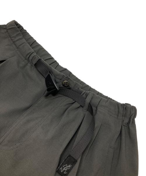 GRAMICCI（グラミチ）GRAMICCI (グラミチ) 〈別注〉2タックシームレスパンツ オリーブ サイズ:XLの古着・服飾アイテム