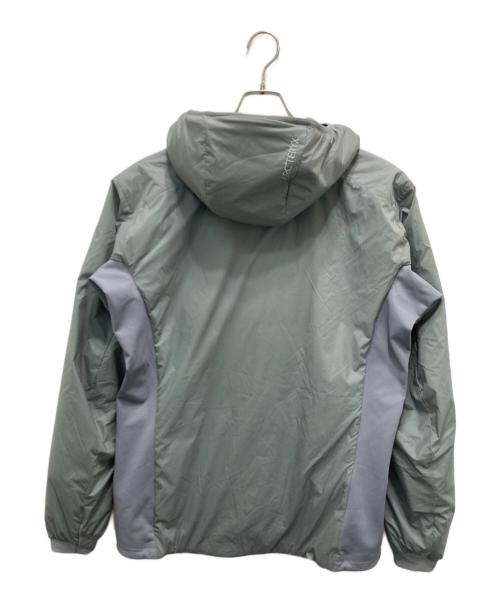 ARC'TERYX（アークテリクス）ARC'TERYX (アークテリクス) ATOM HOODY グレー サイズ:Mの古着・服飾アイテム