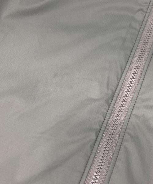 ARC'TERYX（アークテリクス）ARC'TERYX (アークテリクス) ATOM HOODY グレー サイズ:Mの古着・服飾アイテム