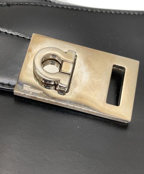 Salvatore Ferragamo（サルヴァトーレ フェラガモ）Salvatore Ferragamo (サルヴァトーレ フェラガモ) レザーワンハンドバッグ ブラックの古着・服飾アイテム