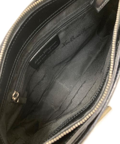 Salvatore Ferragamo（サルヴァトーレ フェラガモ）Salvatore Ferragamo (サルヴァトーレ フェラガモ) レザーワンハンドバッグ ブラックの古着・服飾アイテム