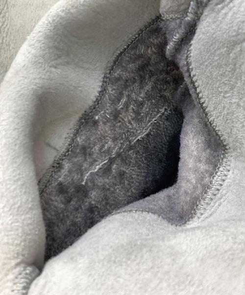 ISAAC SELLAM EXPERIENCE（アイザックセラム エクスペリエンス）ISAAC SELLAM EXPERIENCE (アイザックセラム エクスペリエンス) ムートンジャケット グレー サイズ:XSの古着・服飾アイテム