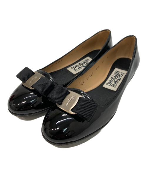 Salvatore Ferragamo（サルヴァトーレ フェラガモ）Salvatore Ferragamo (サルヴァトーレ フェラガモ) ヴァラリボンバレエパンプス ブラック サイズ:6 1/2の古着・服飾アイテム