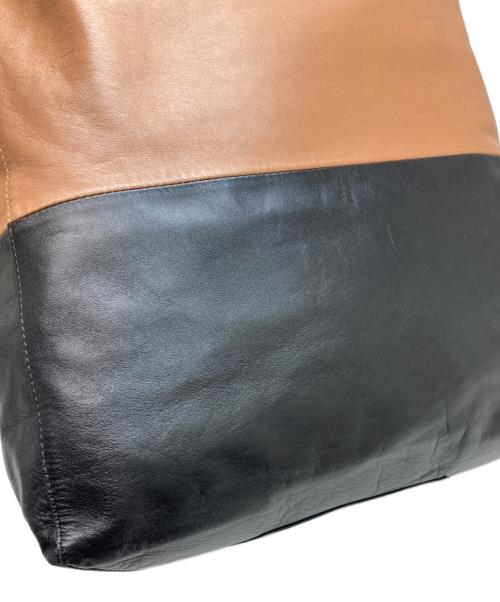 CELINE（セリーヌ）CELINE (セリーヌ) ヴェルティカルカバトートバッグ ブラウン×ブラックの古着・服飾アイテム