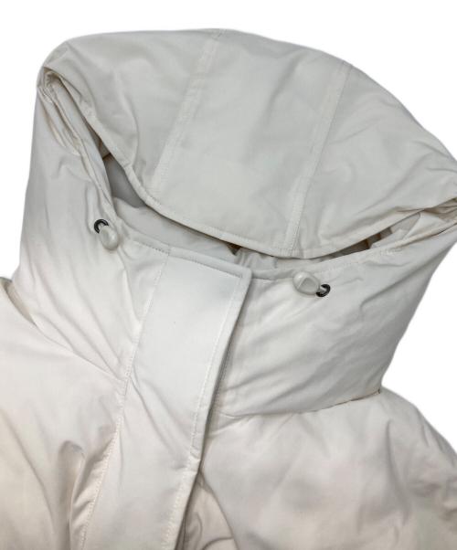 Spick and Span（スピック＆スパン）Spick and Span (スピックアンドスパン) 撥水フーデッドダウンコート ホワイト サイズ:36の古着・服飾アイテム