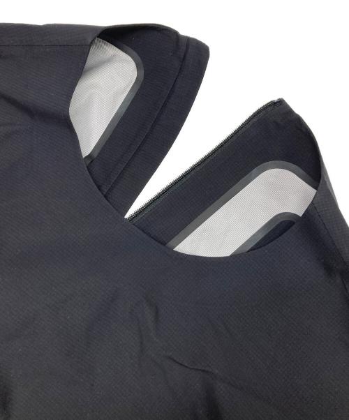HYKE（ハイク）HYKE (ハイク) PERTEX (パーテックス) PERTEX BALLOON SLEEVE TOP ブラック サイズ:Sの古着・服飾アイテム