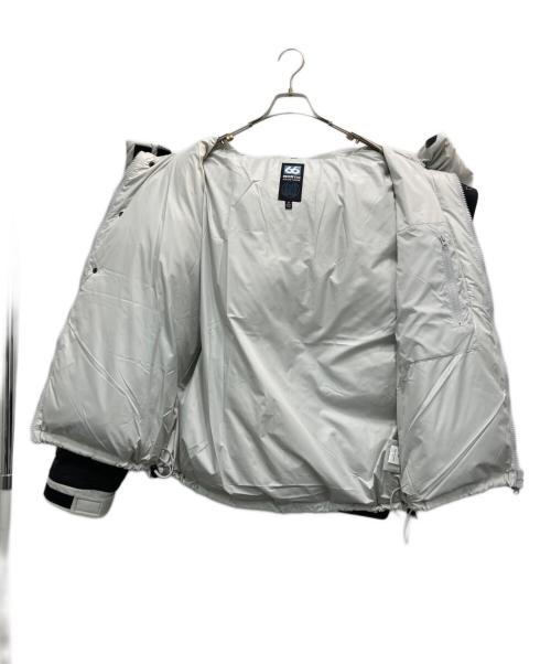 FACETASM（ファセッタズム）FACETASM (ファセッタズム) 66NORTH (シックスティシックスノース) KATLA DOWN JACKET ホワイト×ブラック サイズ:Mの古着・服飾アイテム