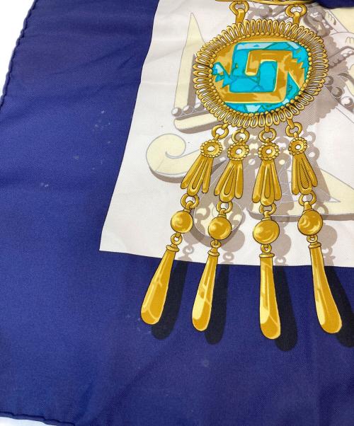 HERMES（エルメス）HERMES (エルメス) カーニバル 大仏 仏像のスカーフ ネイビーの古着・服飾アイテム