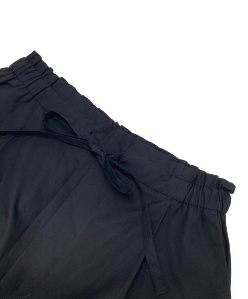 TOMORROW LAND collection（トゥモローランドコレクション）TOMORROW LAND collection (トゥモローランドコレクション) ドッピオタイプライター イージーテーパードパンツ ネイビー サイズ:34 未使用品の古着・服飾アイテム