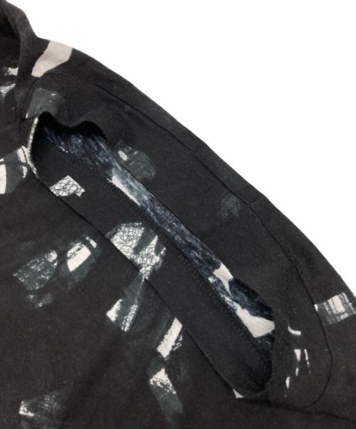 mina perhonen（ミナ ペルホネン）mina perhonen (ミナ ペルホネン) コットンカシミヤ総柄カットソー ブラック サイズ:36の古着・服飾アイテム