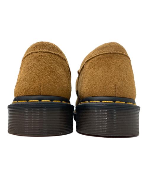 Dr.Martens（ドクターマーチン）Dr.Martens (ドクターマーチン) スナッフルローファー ベージュ サイズ:UK6の古着・服飾アイテム