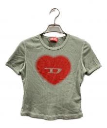 DIESEL（ディーゼル）の古着「ハートロゴTシャツ」｜グリーン