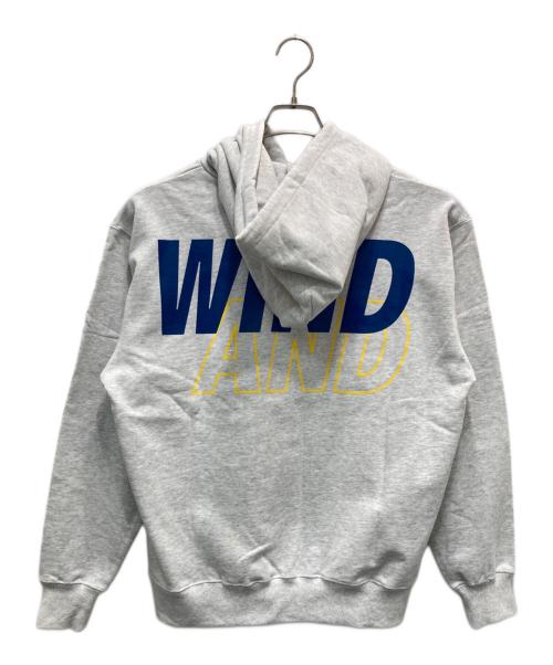 WIND AND SEA（ウィンダンシー）WIND AND SEA (ウィンダンシー) 21AW ロゴプリント フーディ グレー サイズ:Sの古着・服飾アイテム