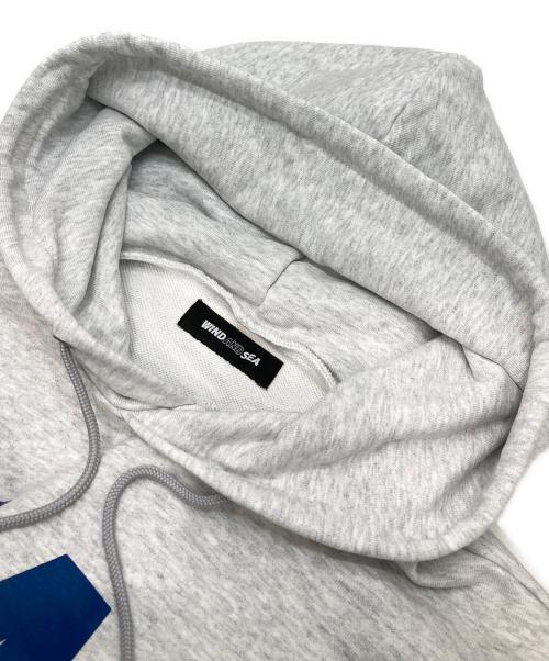 WIND AND SEA（ウィンダンシー）WIND AND SEA (ウィンダンシー) 21AW ロゴプリント フーディ グレー サイズ:Sの古着・服飾アイテム
