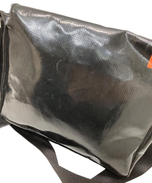 FREITAG（フライターグ）FREITAG (フライターグ) ミニメッセンジャーバッグ ブラック×オレンジの古着・服飾アイテム